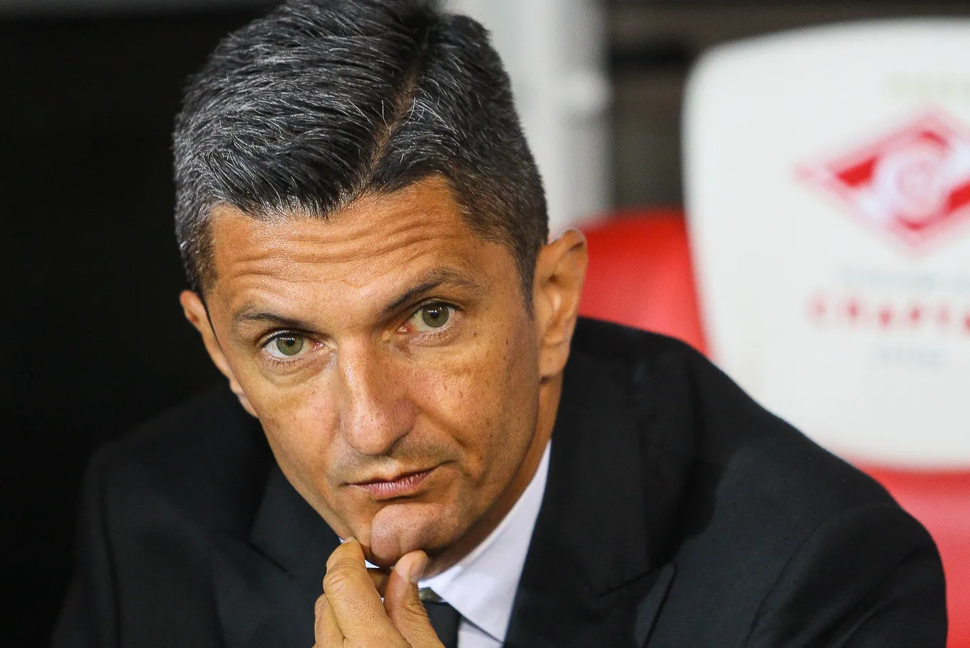 Răzvan Lucescu, emoții pe aeroport: „Vorbiți cu părinții cât mai mult!”