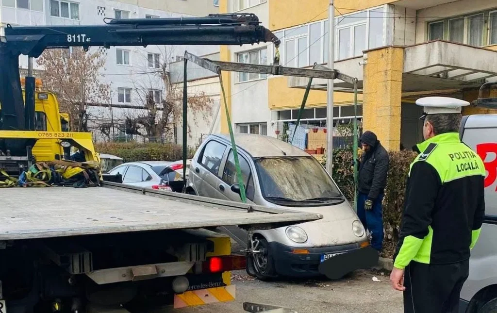 Atenție, șoferi: Primăria București notifică ridicarea mașinilor din parcare