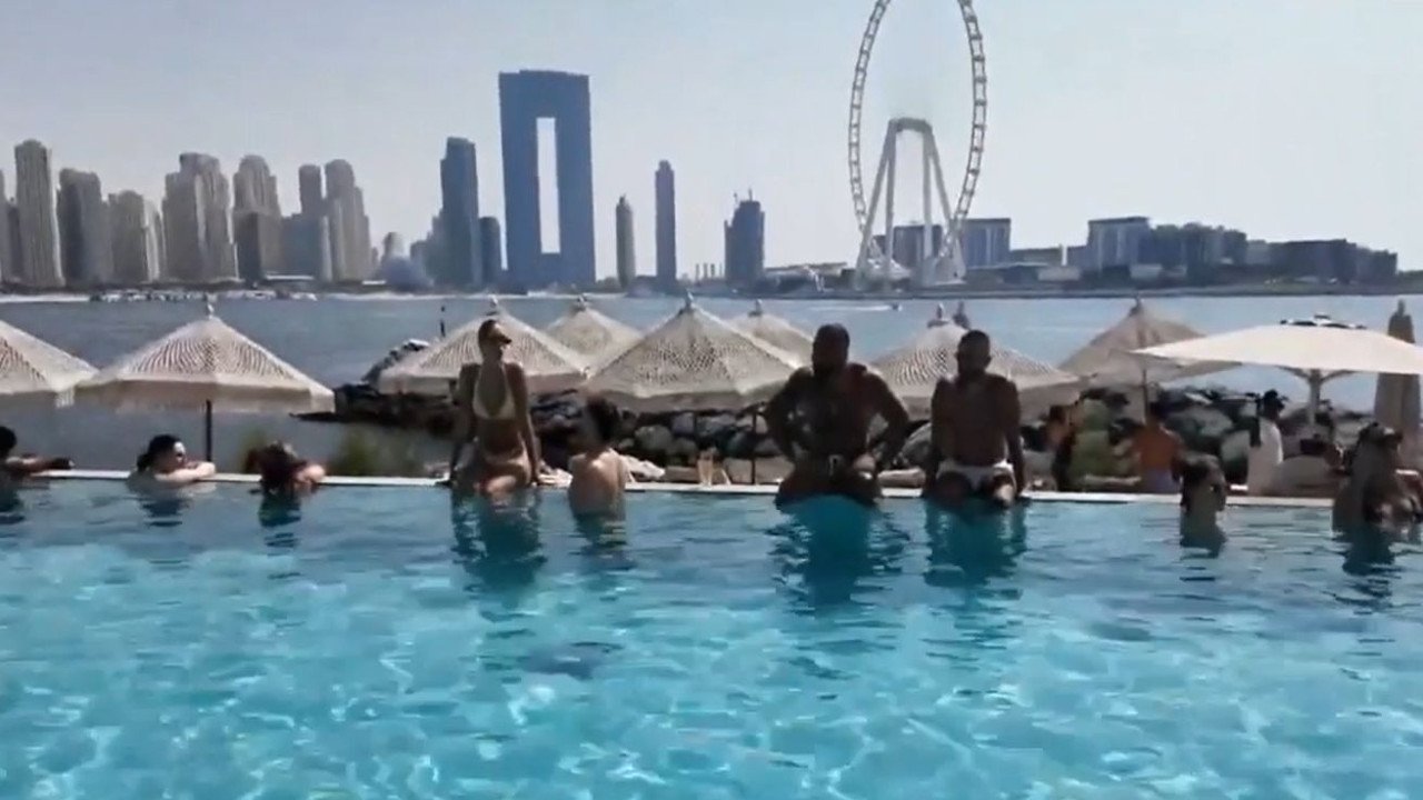 Cazare la preț de nimic: Paradisul turistic, ruinat de război