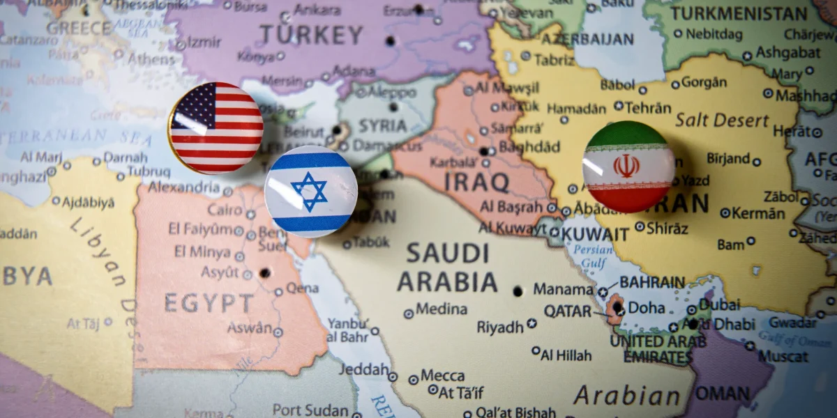 Nave americane, în forță prin Strâmtoarea Ormuz: Misune pentru libertate