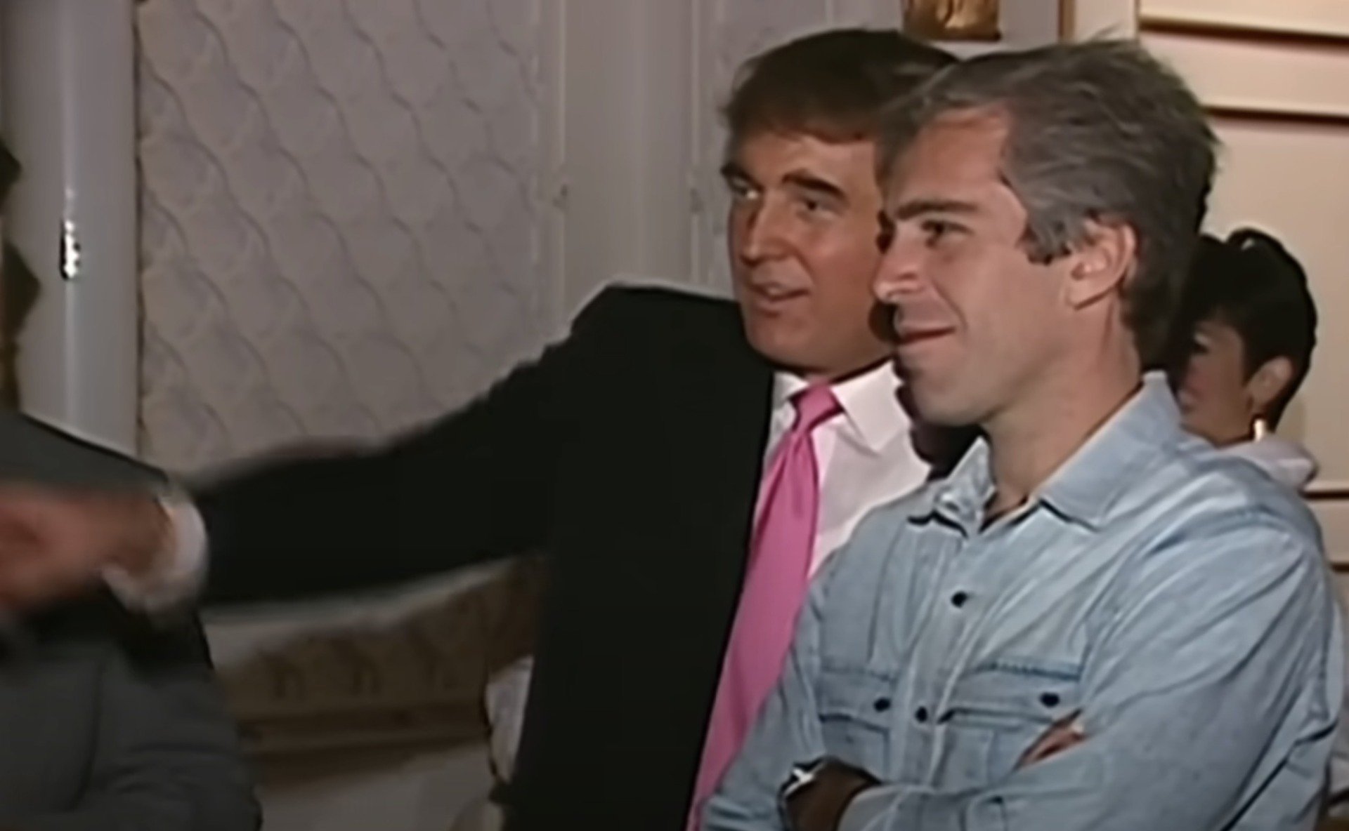 Melania Trump respinge categoric orice legătură cu Jeffrey Epstein și neagă informațiile despre implicarea sa în presupuse activități ilegale, calificând acuzațiile drept „complet false”