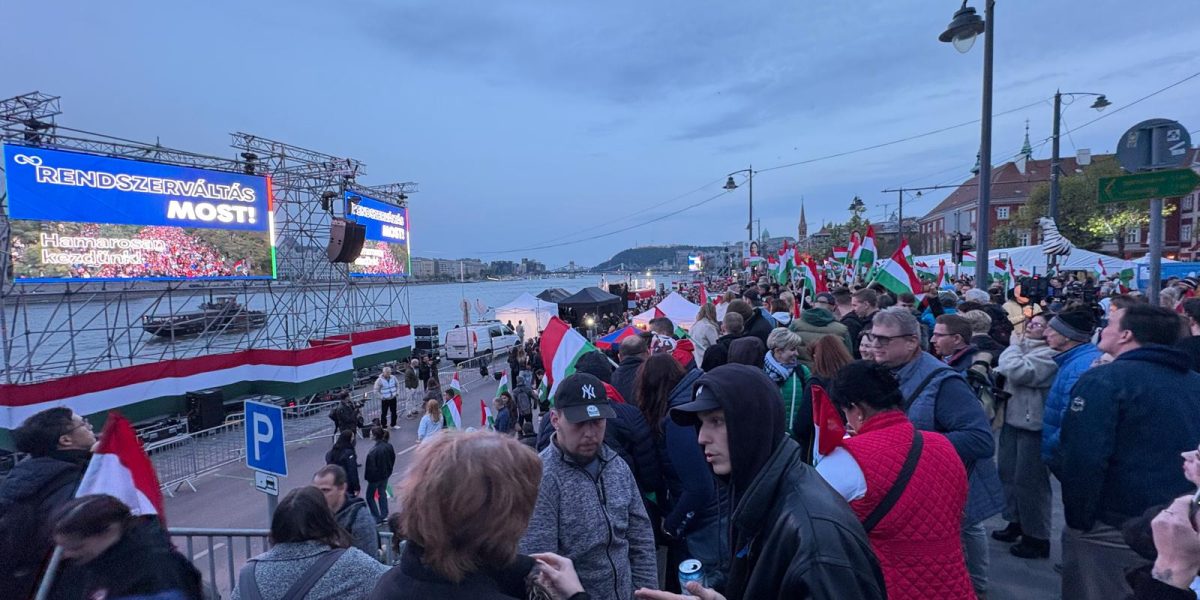 Budapesta, REACȚIE dură după înfrângerea lui Orban: „Masacru electoral”