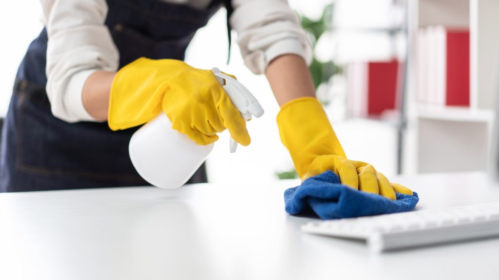 Curățenia trece la „HOME RUN”: Cererea de servicii a crescut cu 57% în România