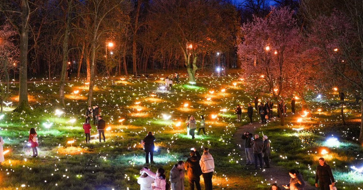 Târgul de Paște de la Craiova. Orașul se transformă într-o lume de poveste: spectacol pe lac și activități pentru întreaga familie