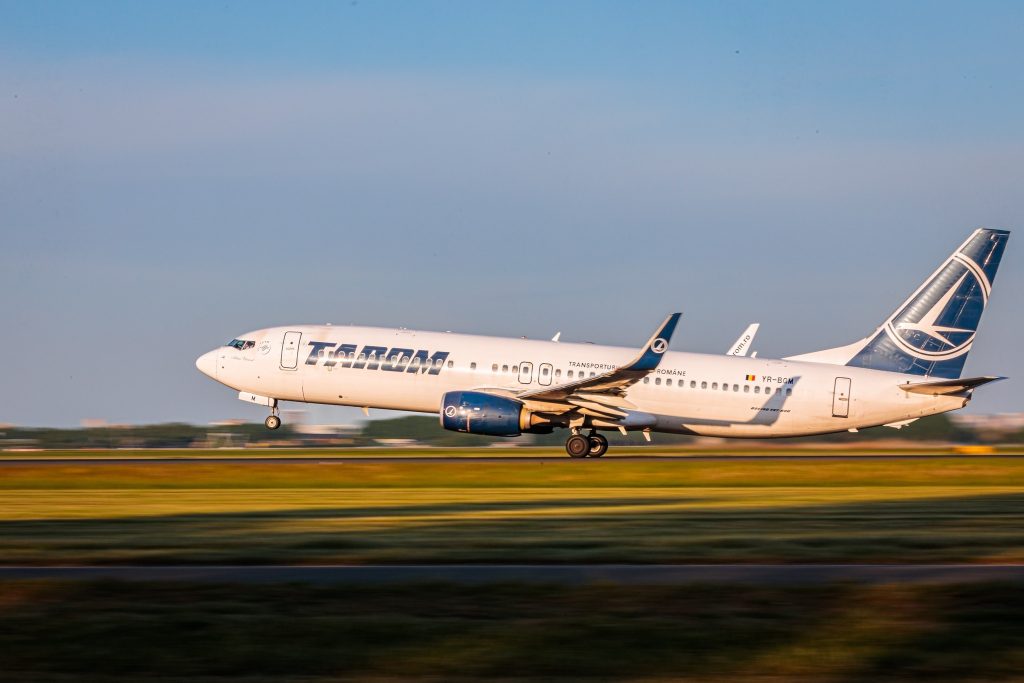 Avionul, mai scump cu 20%: Directorul TAROM trage semnalul de alarmă