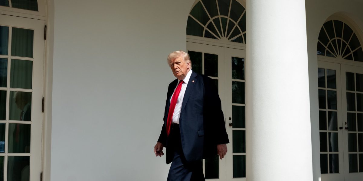 Trump: SUA vor intensifica traficul în Strâmtoarea Hormuz