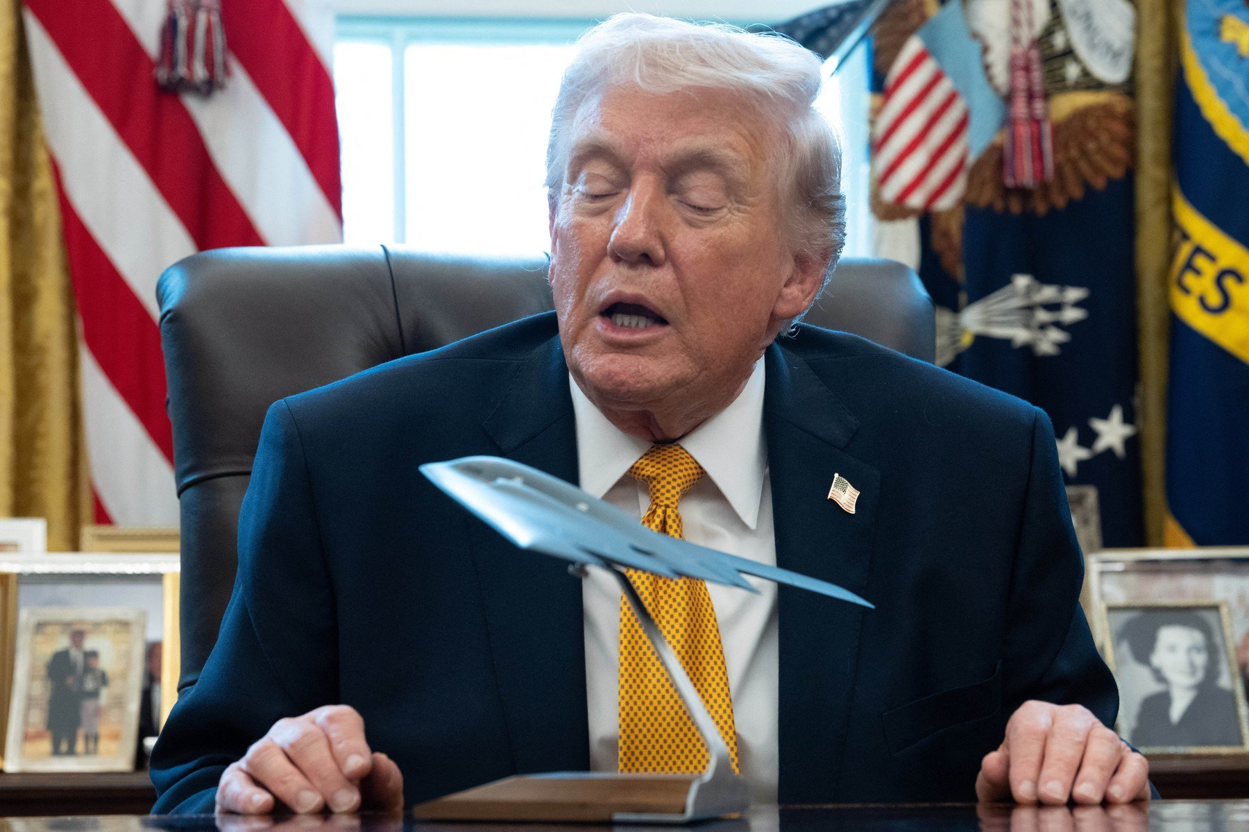 „Suntem în război”: Prima reacție a lui Donald Trump după ce forțele iraniene au doborât un avion de vânătoare american