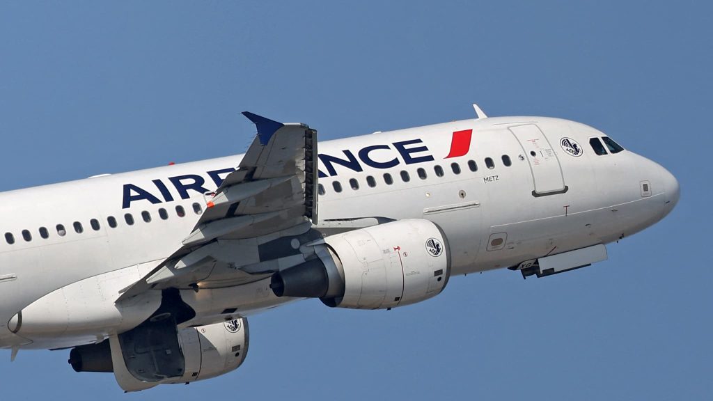 Air France crește prețul biletelor cu 50 de euro din cauza scumpirii kerosenului
