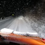 Zăpadă, ger și utilaje: DN7A, blocat în Vâlcea