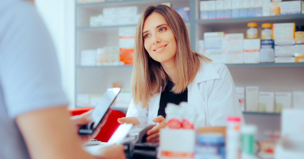 Alergiile oculare: Cum ajută farmacistul să combați disconfortul