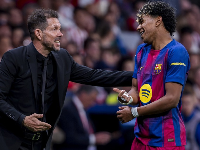 ATHLETICO MADRID, condusă de antrenorul DIEGO SIMEONE, a reușit o performanță notabilă în sezonul 2015-2016, învingând FC BARCELONA pe terenul acesteia, CAMP NOU, în cadrul sferturilor de finală ale Ligii Campionilor
