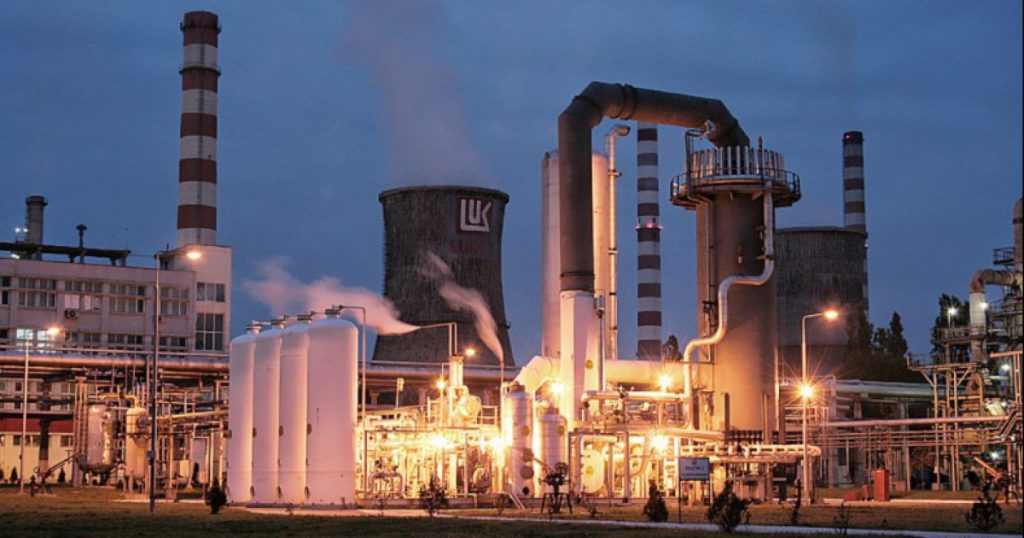 Rafinăria Petrotel LUKOIL, REDESCHISĂ: Bogdan Ivan anunță undă verde de la SUA