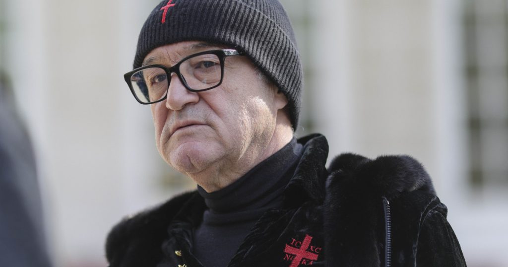 Becali, prins cu viteză pe Șoseaua Pipera în noaptea de Înviere – amendă și permis suspendat