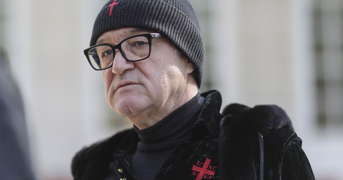 Becali, prins cu viteză pe Șoseaua Pipera în noaptea de Înviere – amendă și permis suspendat