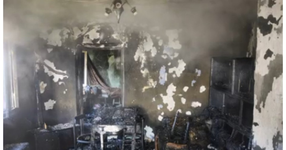 Femeie salvată de flăcări la Videle: Jandarm și polițist, eroi înainte de pompieri