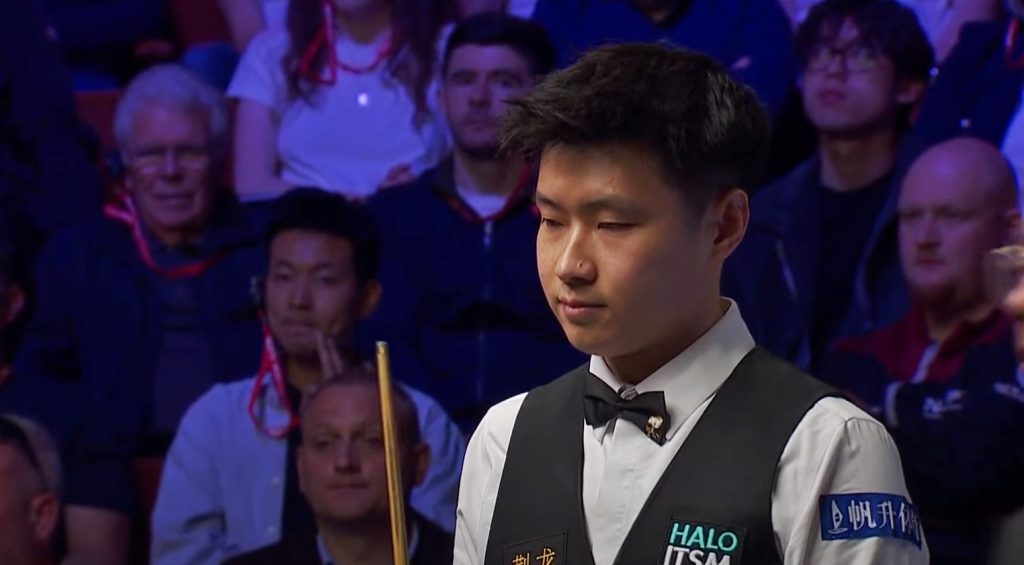 Campionul en-titre, victorie chinuită cu un outsider la Crucible