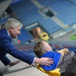 La 1.130 km de România, cel mai bogat ucrainean, decis să ajute