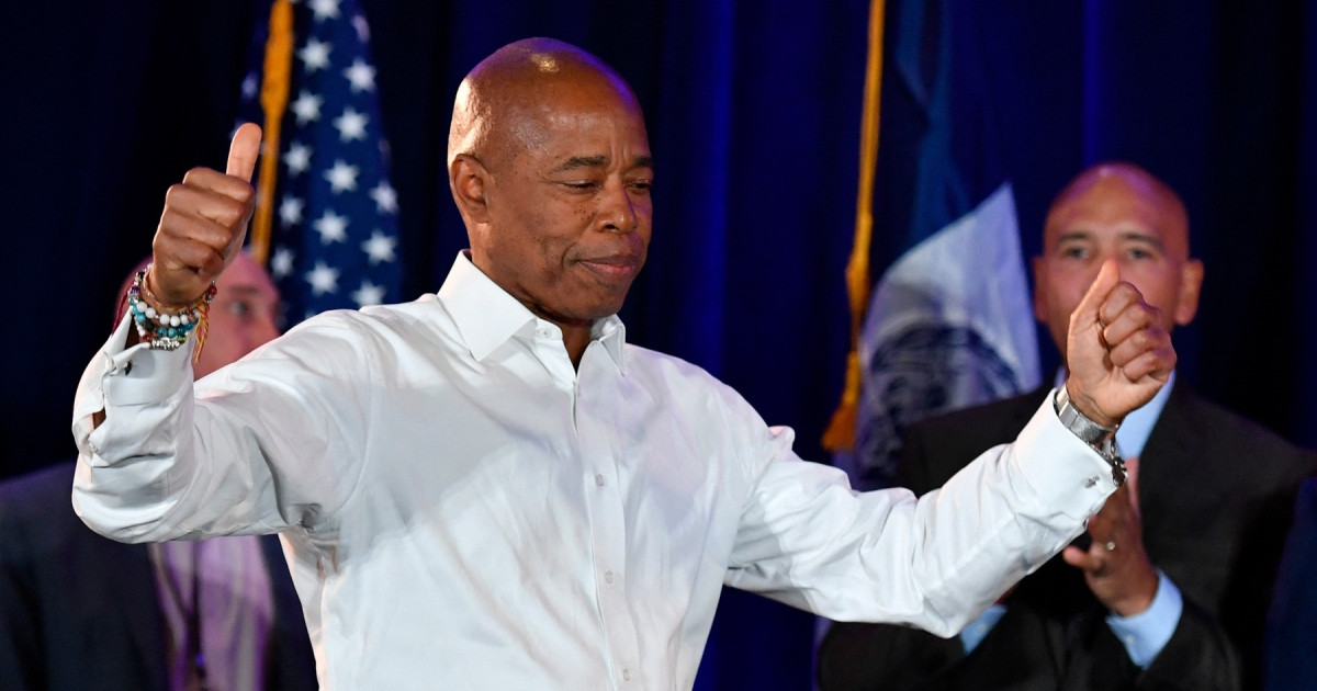 Adams, fost primar NYC, cetățean albanez. Ce face după retragerea din politică?