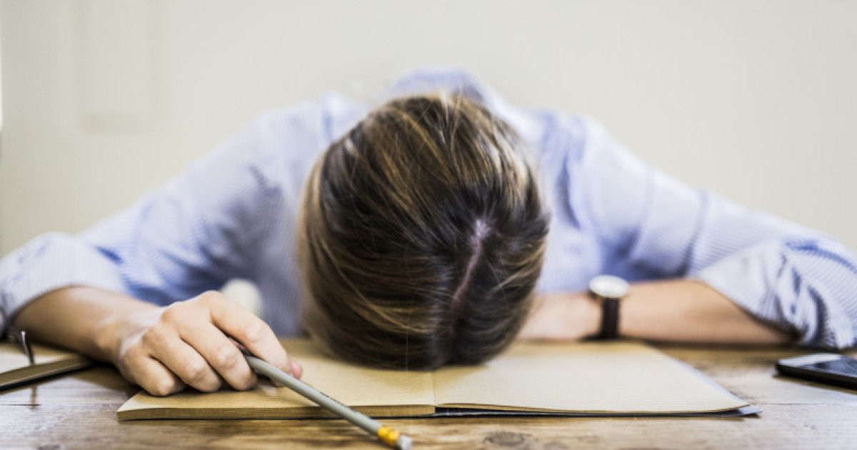 Legea împotriva epuizării profesionale, cunoscută sub denumirea de lege pentru prevenirea burnout-ului, a fost respinsă de Senat, în ciuda inițiativei USR