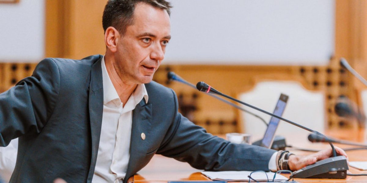 UDMR vrea Guvern în aceeași formulă, Bolojan premier. Csoma: „Nu suportăm criză politică”