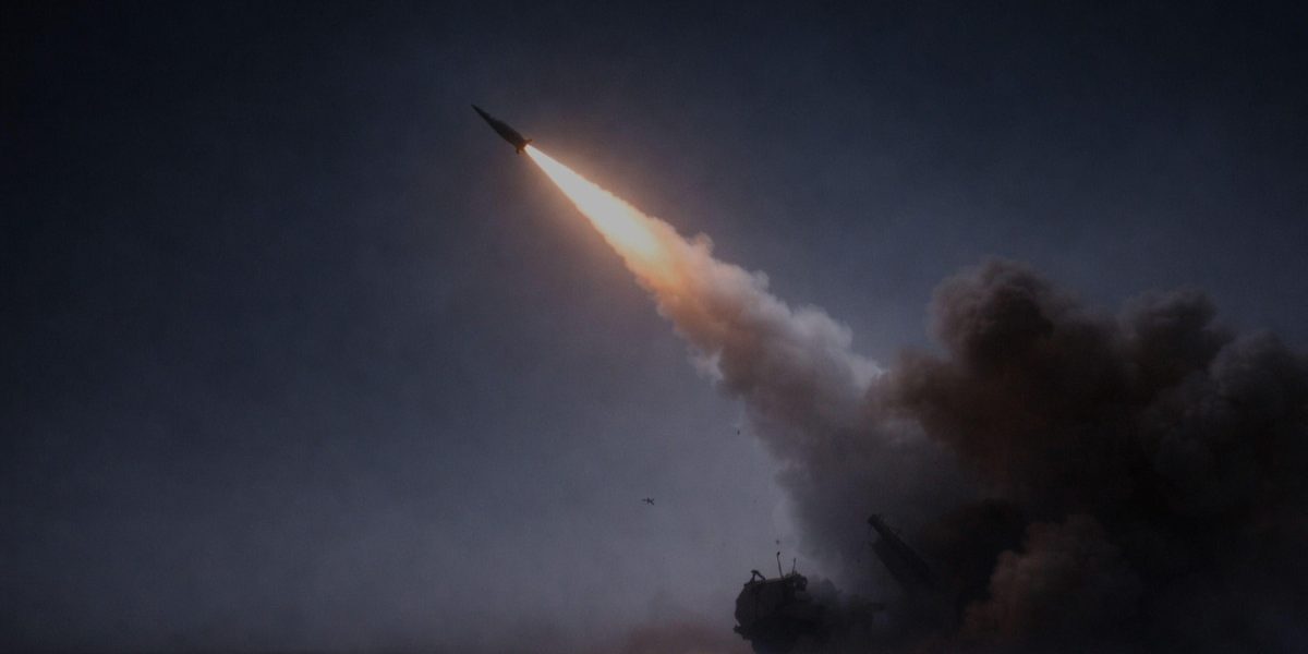 China, pe cale să înarmeze IRANUL? Alerta serviciilor americane, prin țări terțe