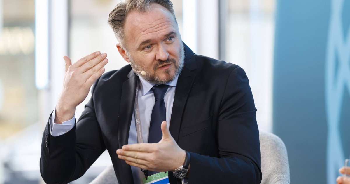 Uniunea Europeană se pregătește pentru o posibilă penurie de combustibili, revenind la măsurile de criză energetică folosite în 2022, pe fondul agravării situației geopolitice din Orientul Mijlociu