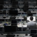 Angajat din Londra, dat în judecată de șef: câştigă jumătate de milion de euro