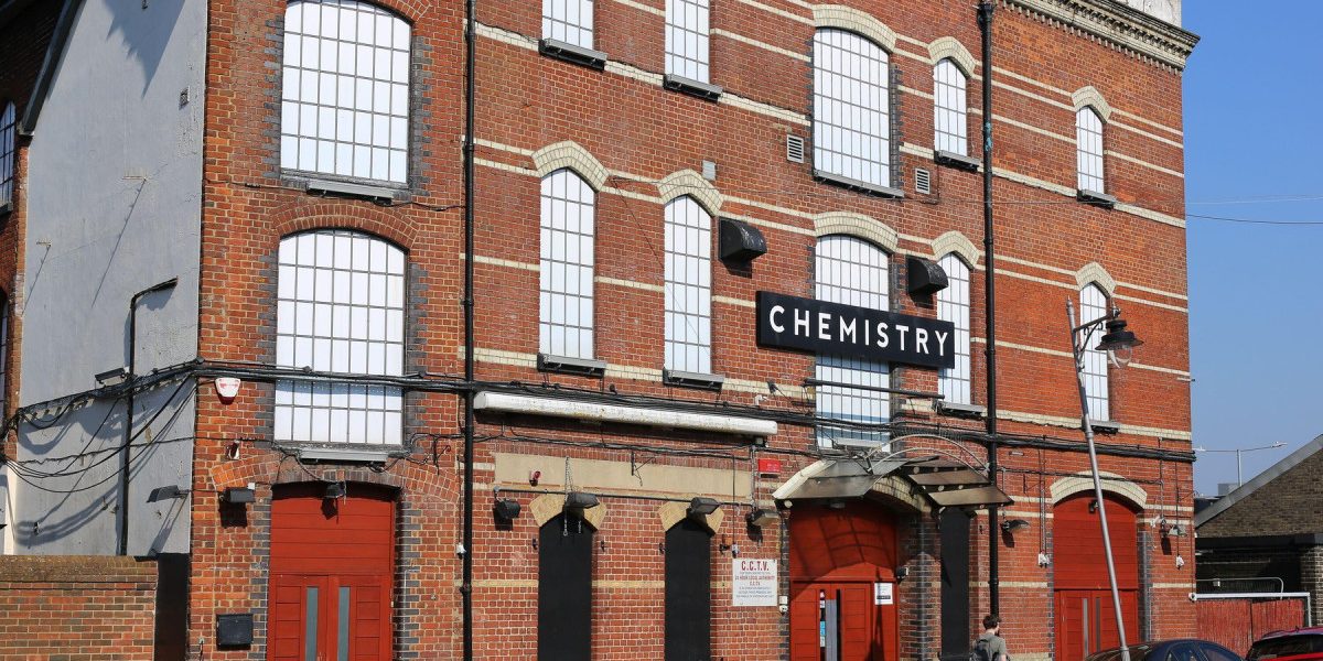 aGFzaD1mZTUzZTdlNTY2MGU4YjQ1YjYyZGQ1OGM0ZmJiM2Q1MQ.thumb_.jpg - StiriAlese