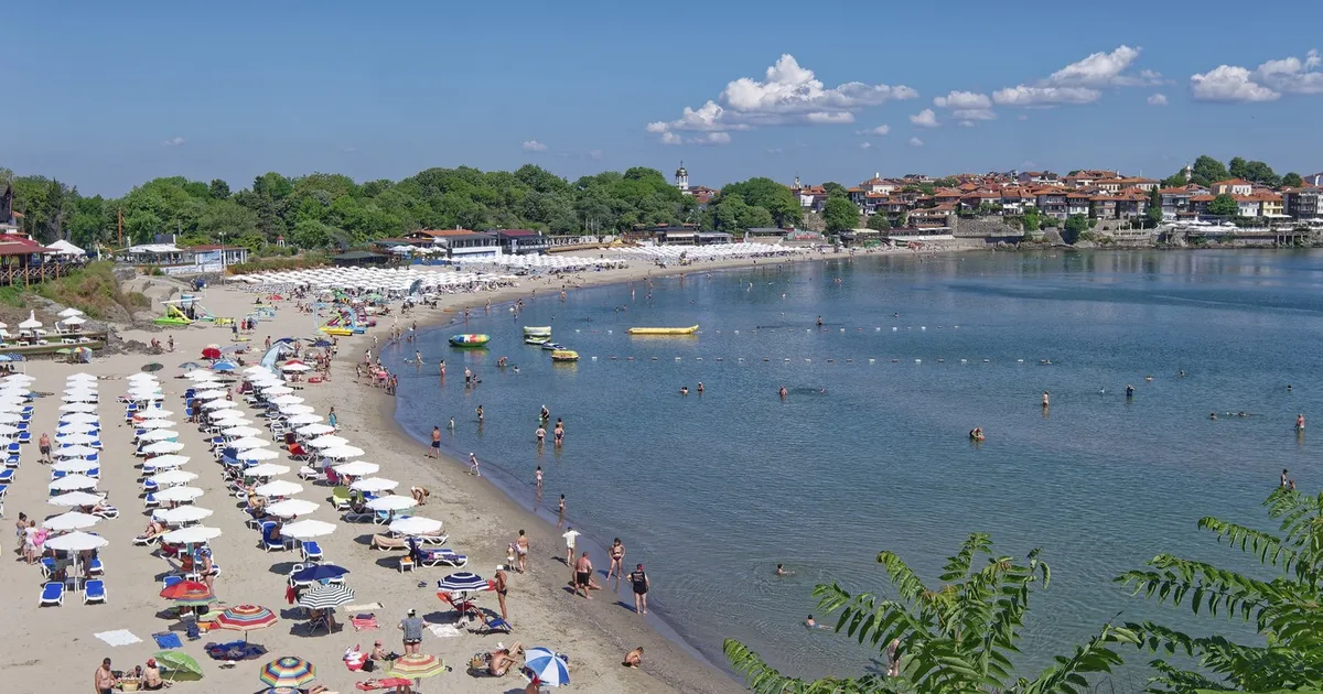 Britanicii aleg litoralul bulgăresc: Alternativa ieftină la Coasta Amalfi cucerește Europa