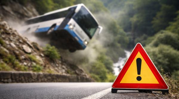 Autocar prăbușit în Canare: Un mort și 14 răniți