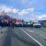 Accident tragic în Hunedoara: un mort și patru tineri răniți