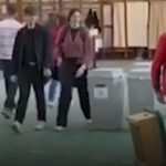 Alertă cu bombă în Ungaria: Două secții de vot, evacuate