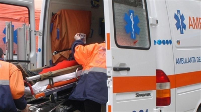 Un accident rutier grav s-a produs în această dimineață în municipiul Arad, pe Bulevardul Revoluției, zona Ziridava