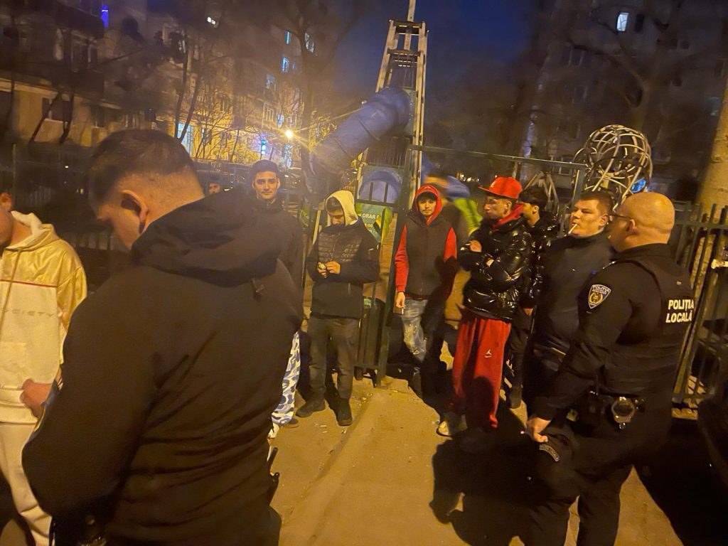 Cojile de semințe: Poliția supraveghează curățenia. Amendă 100 de euro de persoană