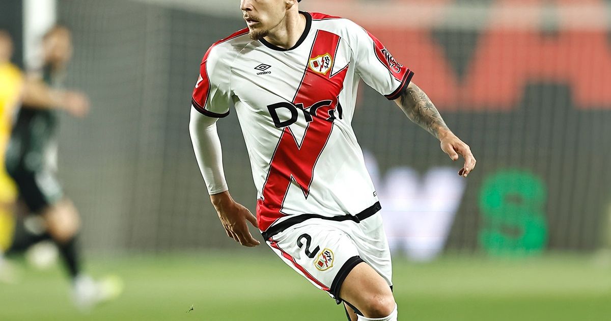 ANDREI Rațiu, internaționalul român de la Rayo Vallecano, a efectuat un antrenament separat de restul echipei, stârnind îngrijorări înaintea meciului crucial cu AEK Atena din Conference League