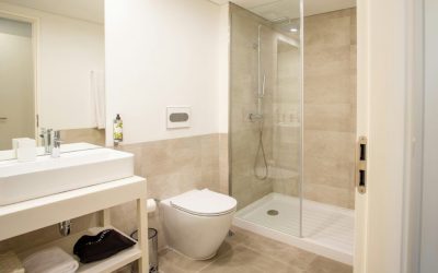 Baia ta, un pericol ascuns: 9 zone pline de microbi, ignorate!