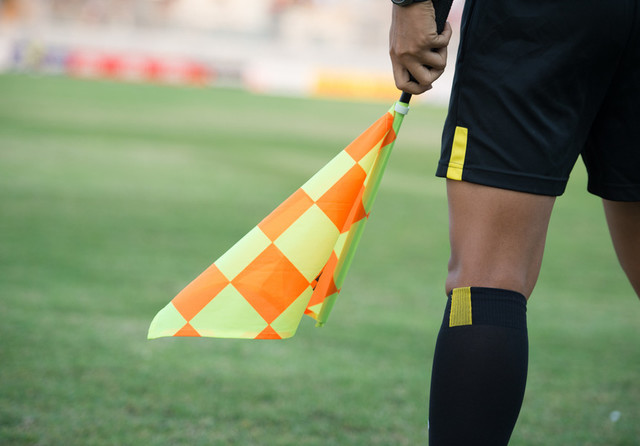 Colțescu și Mihuleac, la „centru”: Cine arbitrează meciurile de sâmbătă din Superliga