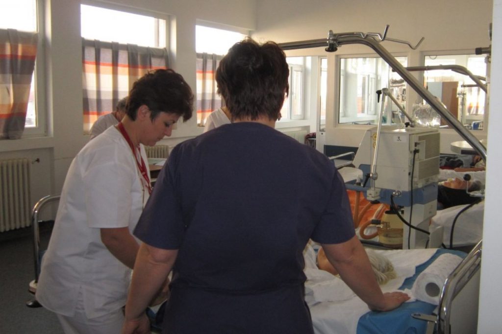 OAMGMAMR, partener în INTENSIV+, pentru îngrijirea critică a pacienților