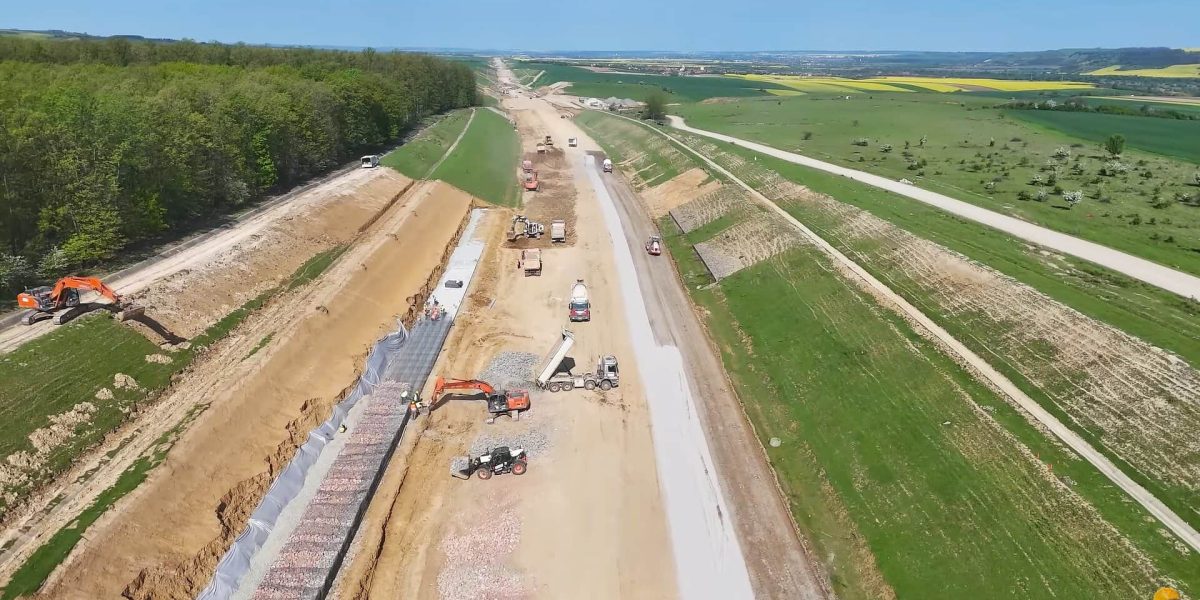 Tronsonul 2 din autostrada A8 Târgu Frumos – Lețcani a primit constructorii prin proiect finanțat din SAFE