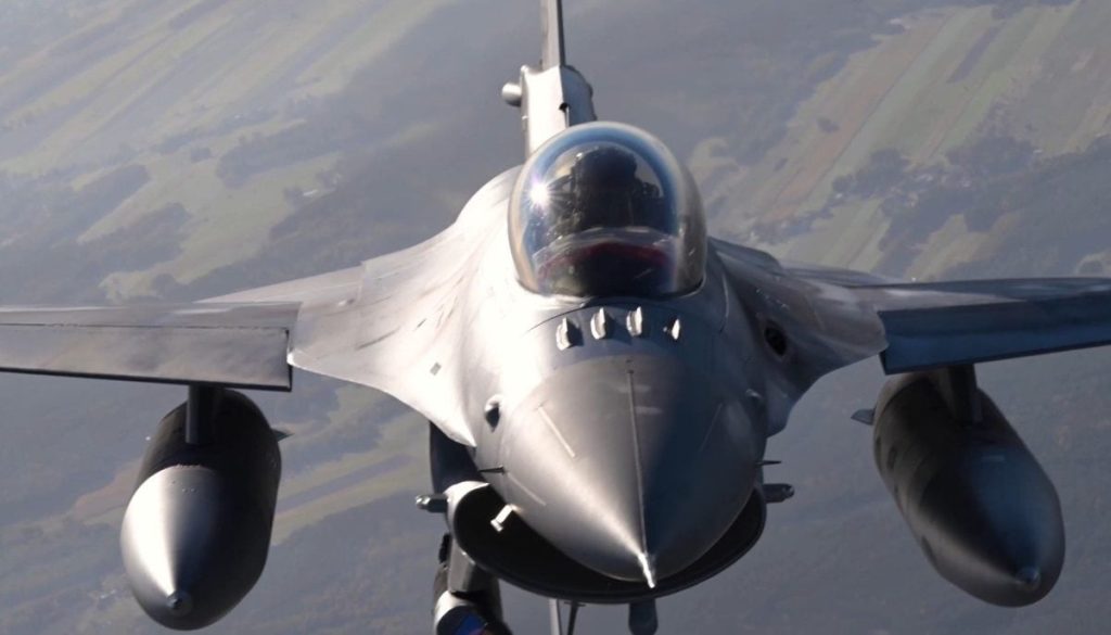 Avioane F-16 ridicate de armată: Ce se întâmplă în România