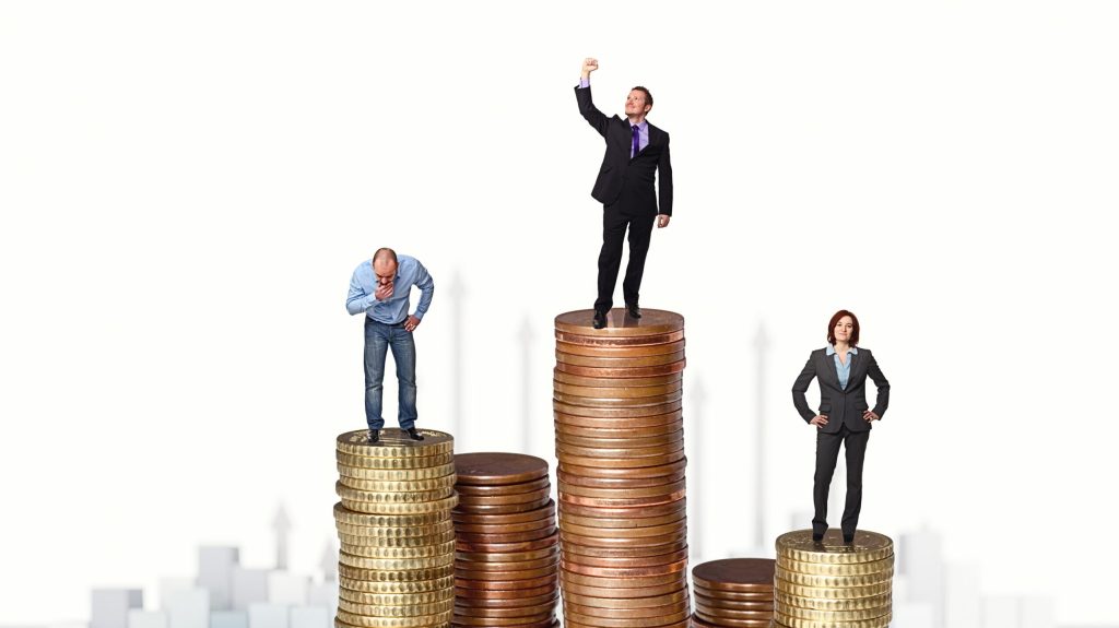 Bogătașii își mută averile în 2026: Unde scapă de inflație în plină criză?