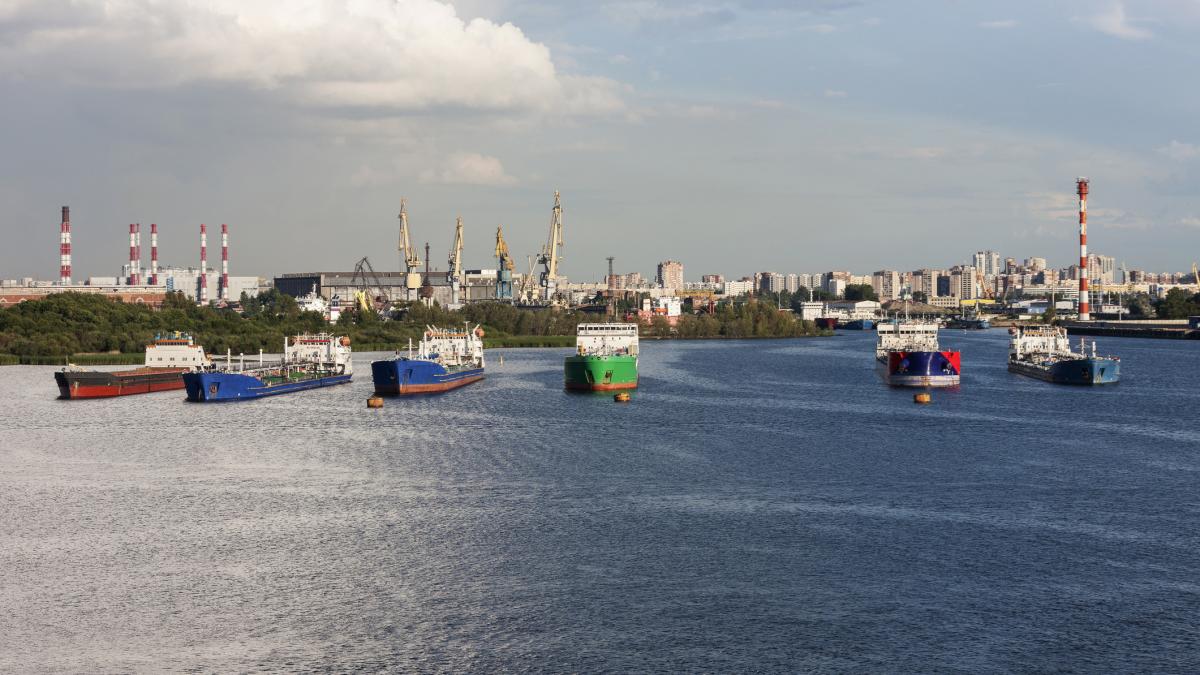 Blocada navală: Iranul în pragul crizei! Economiștii prevăd prăbușirea monedei