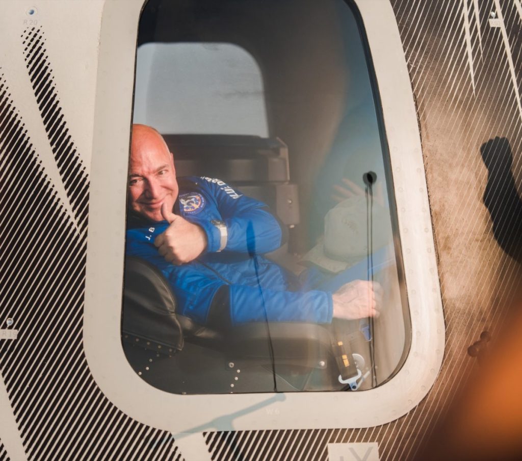 Blue Origin: Racheta lui Bezos, New Glenn, a ratat plasarea unui satelit pe orbită