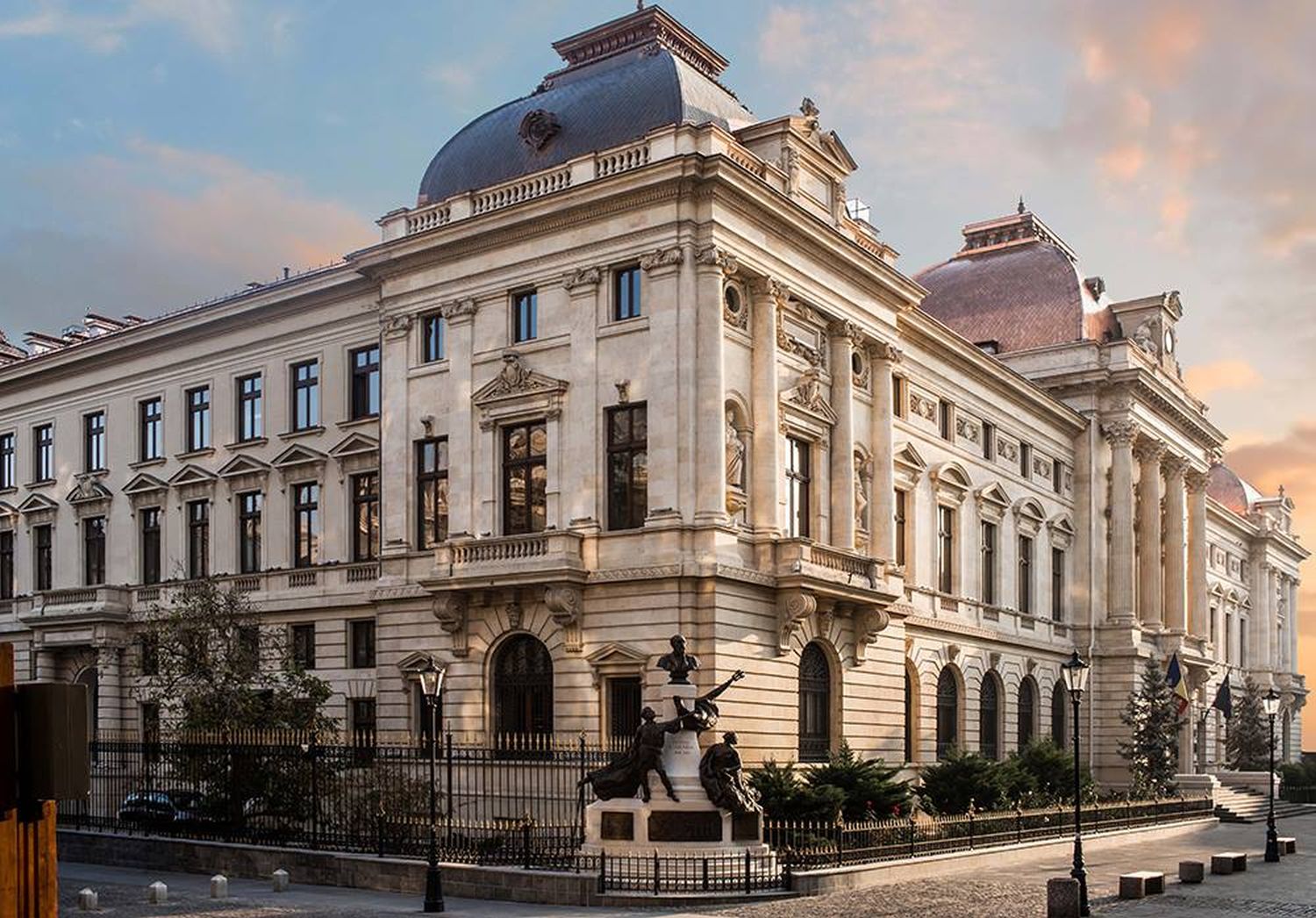 Perspectiva asupra ratei dobânzii în regiunea Europei Centrale și de Est rămâne stabilă, în contextul presiunilor inflaționiste Recent, a fost remarcată o schimbare în modul de abordare al bancherilor centrali din Europa Centrală și de Est, care tind să mențină stabilitatea ratei dobânzii