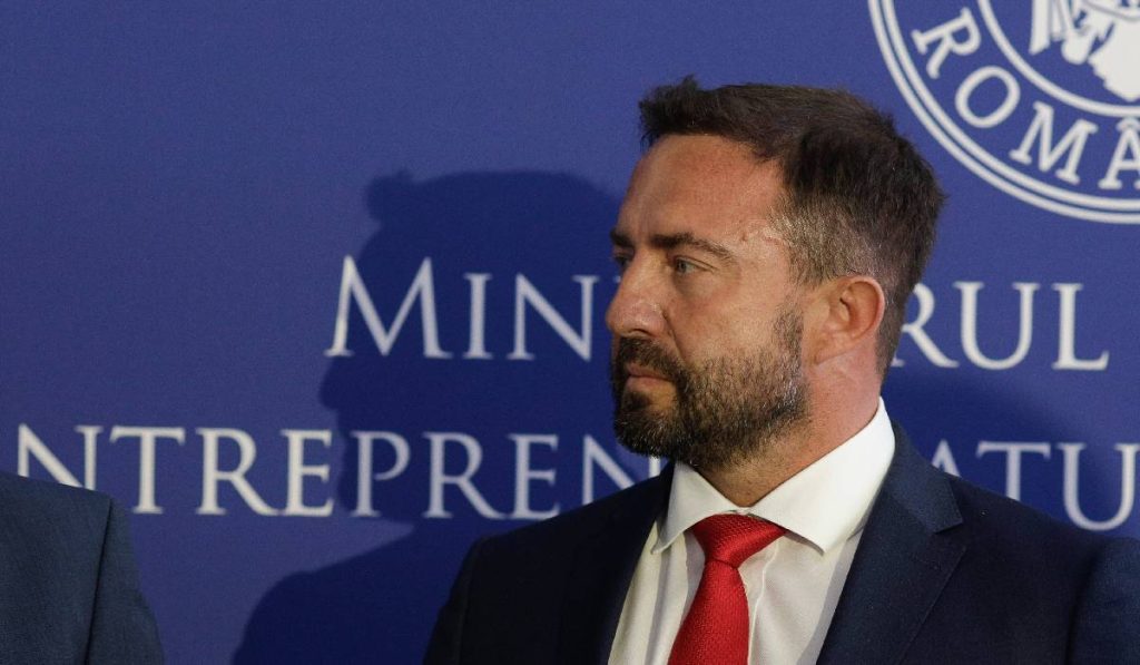 Scumpiri iminente la TAROM: Biletele de avion se scumpesc cu 20%