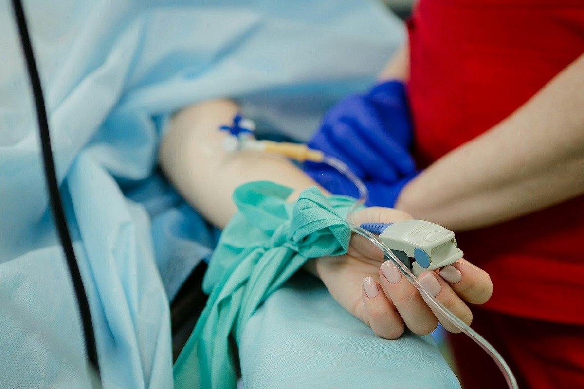 Norvegia: Pacient vindecat de HIV după un transplant pentru cancer, al 10-lea din lume