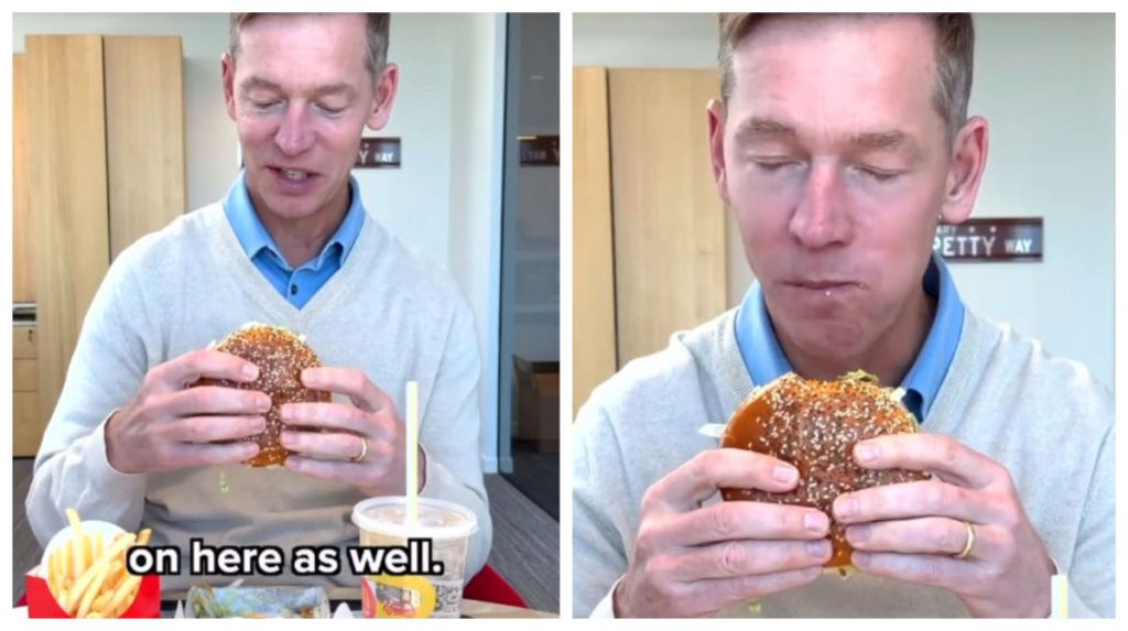 Șeful McDonald’s, ridiculizat: A gustat din burger doar cât să-l critice!