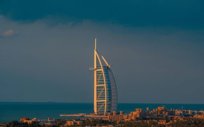 Burj Al Arab, simbolul luxului, intră în renovare: Fațada, avariată de o dronă