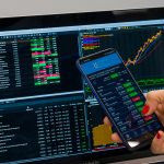 Bursă: Analiștii pun OMV Petrom sub preţul actual. Ce se întâmplă?