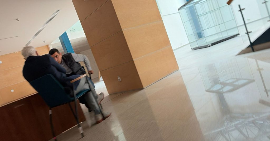 PSD amenință, George Simion și Călin Georgescu se văd la Biblioteca Națională